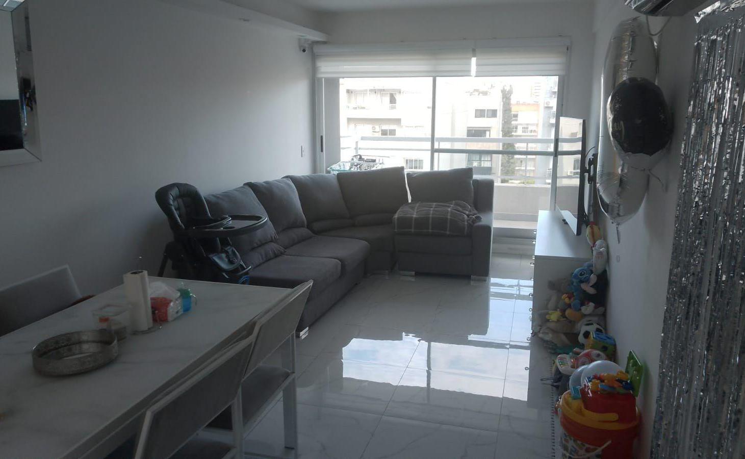 Foto de DEPARTAMENTO DE LUJO TOTAL, CON PILETA PROPIA 3 AMBIENTES FLORES, imagen 1