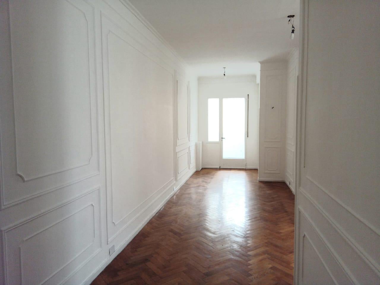 Depto 4 amb con dependencia, comedor diario, Impecable, cómodo y amplio