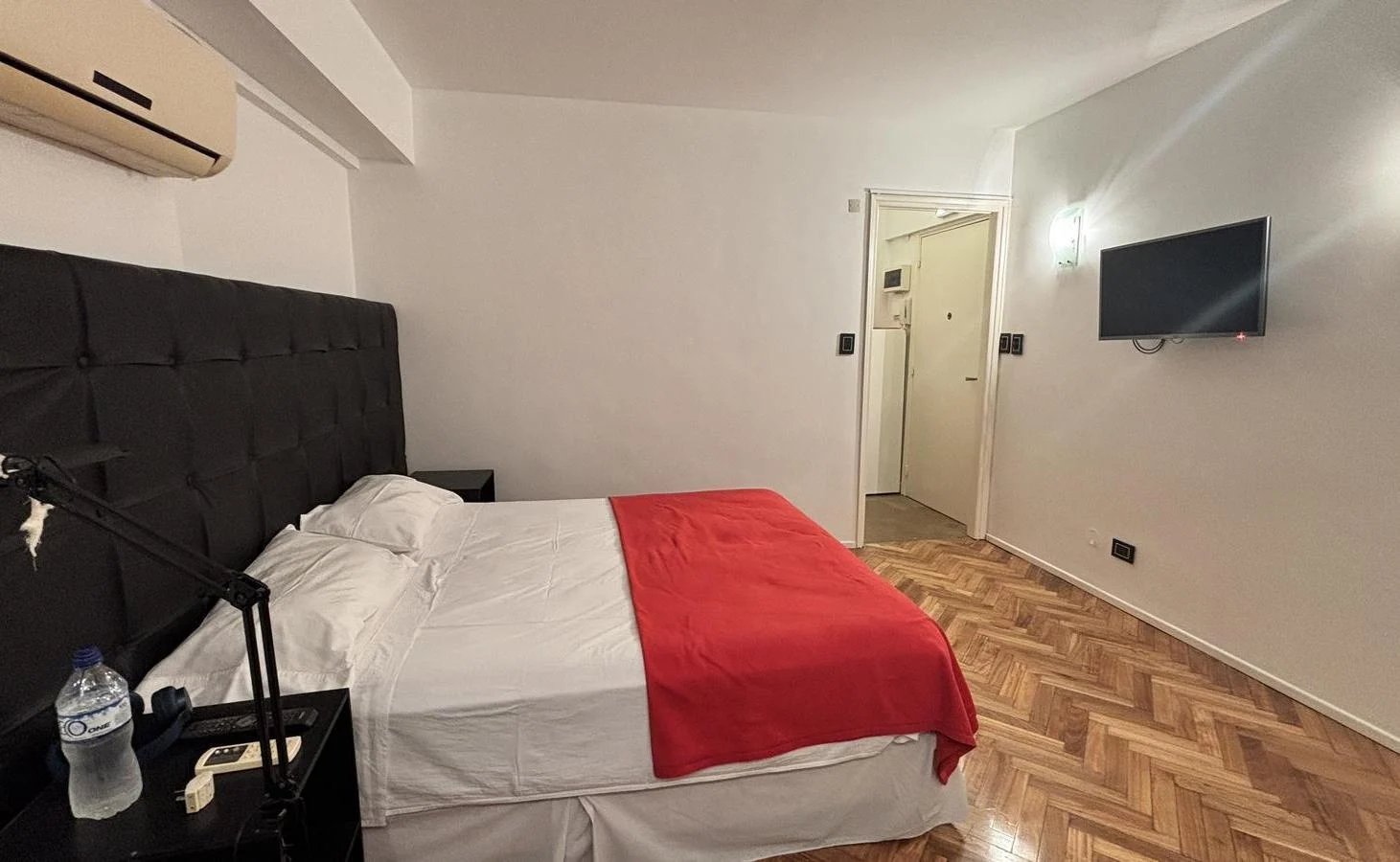 MONOAMBIENTE apto TEMPORAL PROFESIONAL CON MUEBLES INCLUIDOS