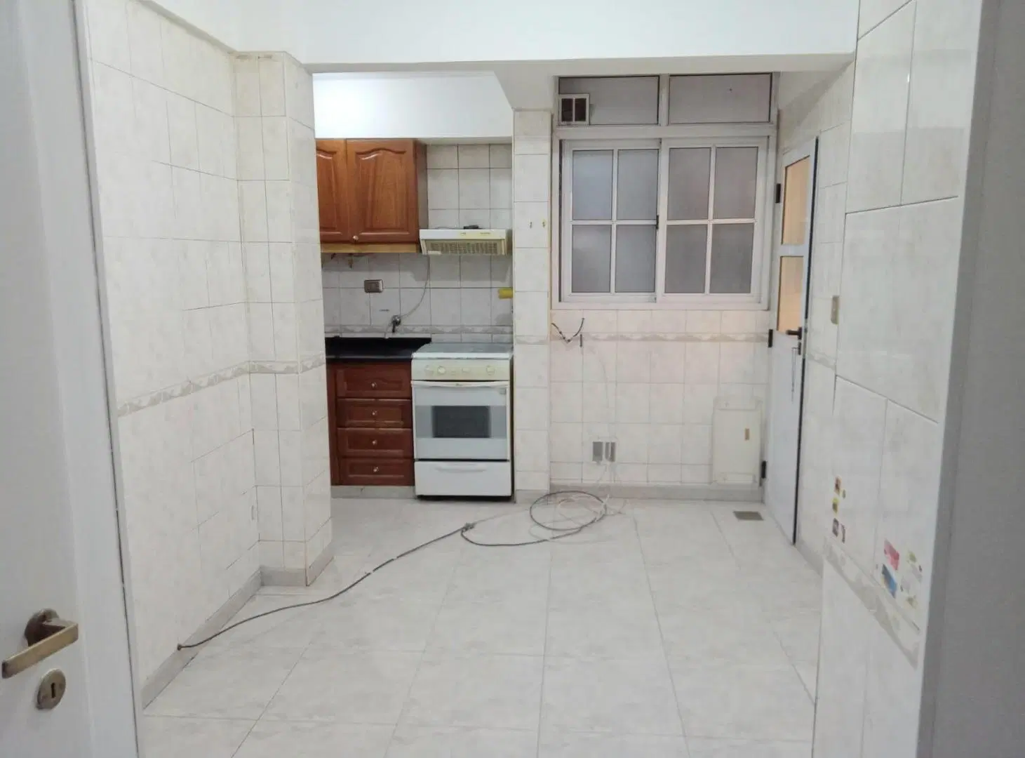 3 Ambientes con Balcon baño de Servicio a Una cuadra de AV corrientes y una cuadra del Parque Centen 4