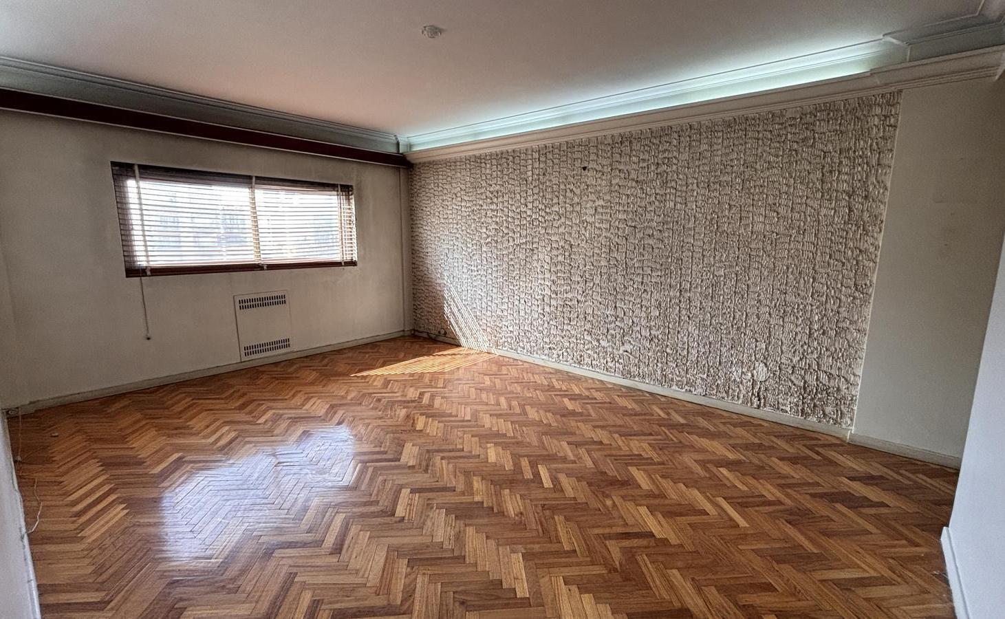 Caballito Departamento 3 amb con dep vista abierta a refaccionar expensas bajas