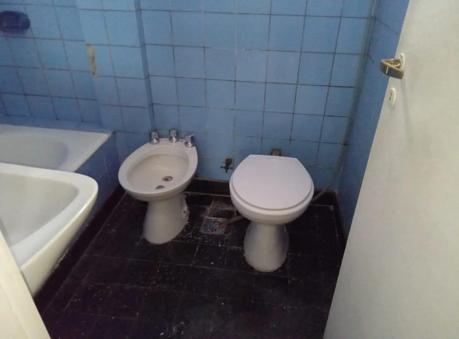 2 ambientes Amplio y muy Luminoso BAJISIMAS EXPENSAS a Metros del Parque Centenario 4