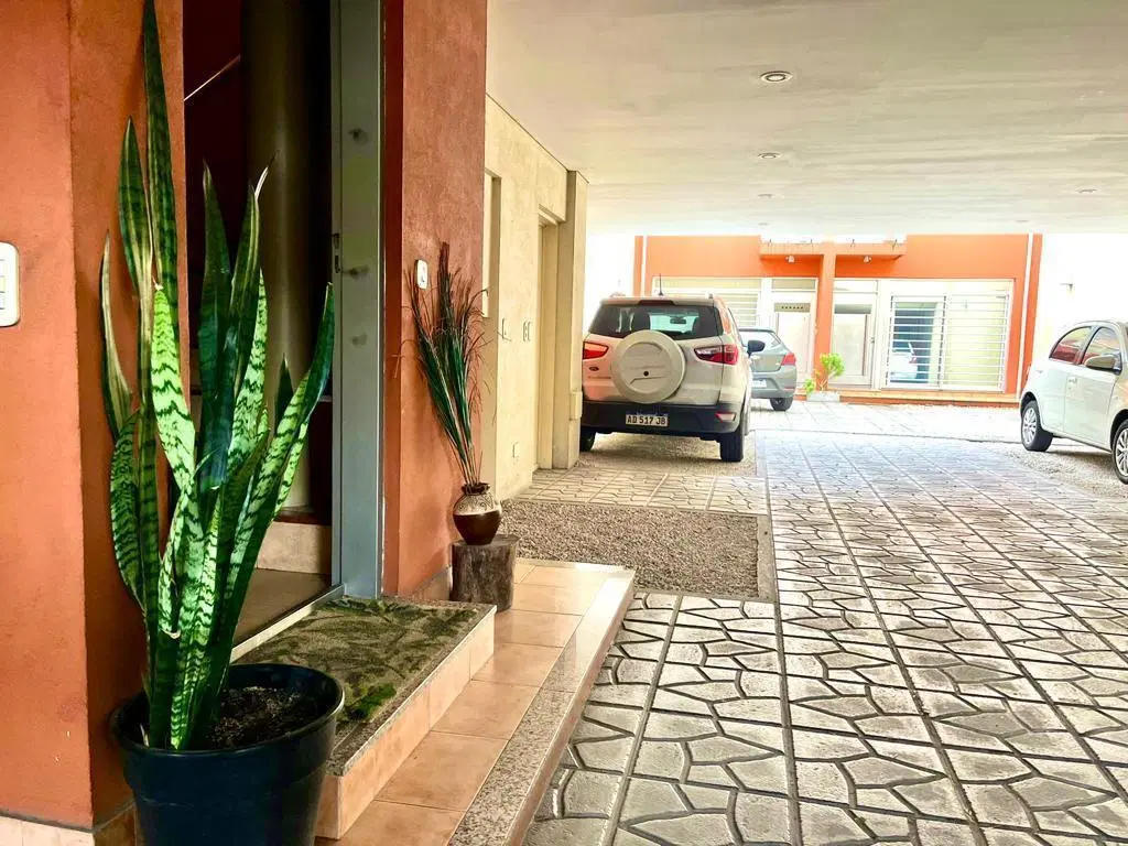 ESTILO PH 4 AMBIENTES ENTRADA INDEP  COCHERA BAJISIMAS EXPENSAS 3