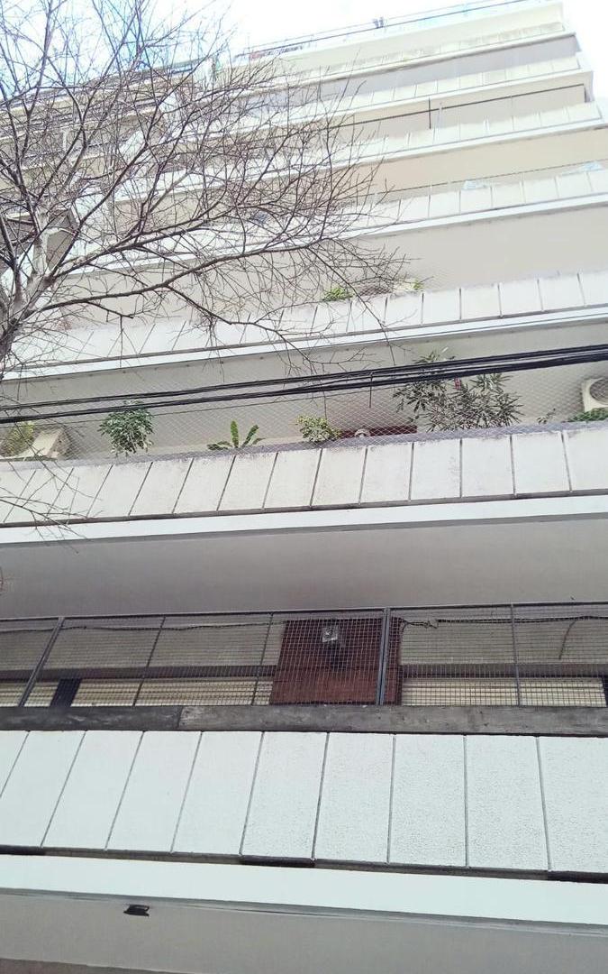 Foto de 4 ambientes cochera Baulera 2 cuadras del Parque 2 cuadras del subte B, imagen 2