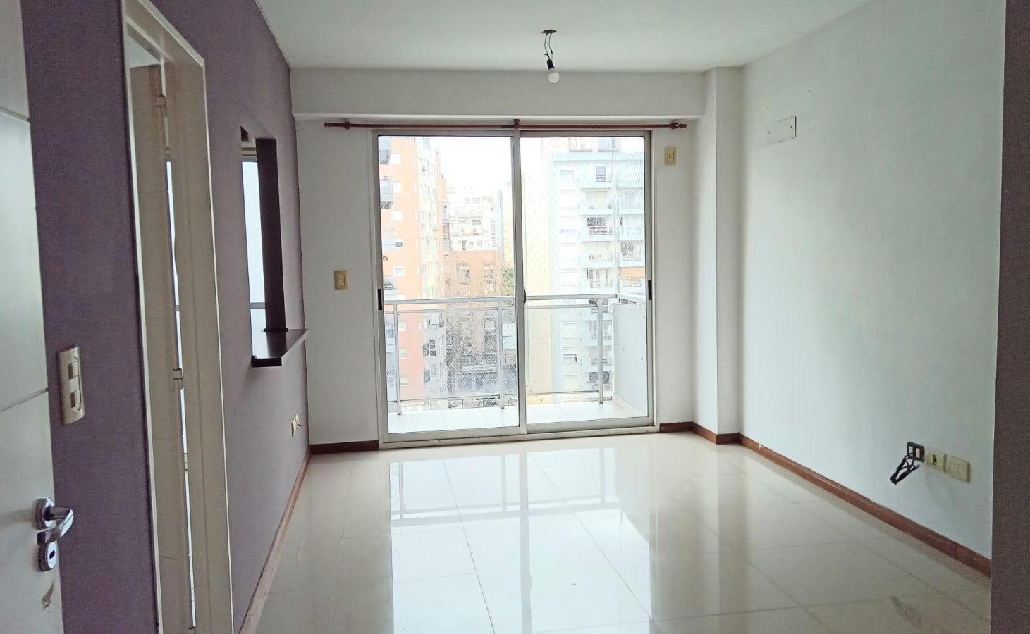 Foto de 2 ambientes piso alto balcón Luminoso Precioso, imagen 1