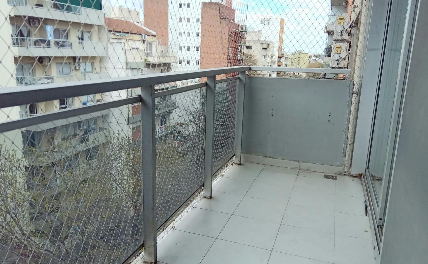 Foto de 2 ambientes piso alto balcón Luminoso Precioso, imagen 2