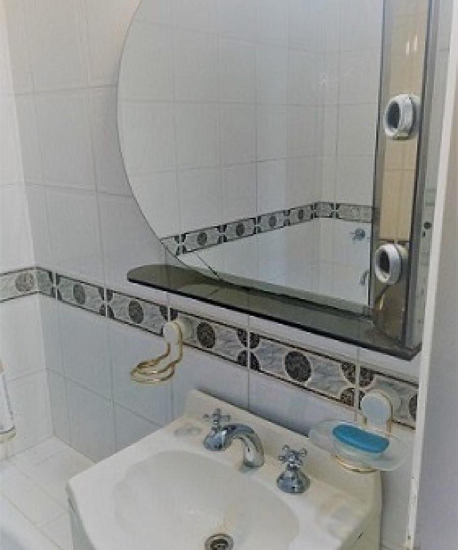 Foto de Departamento Monoambiente Excelente Ubicación. Recoleta, imagen 2