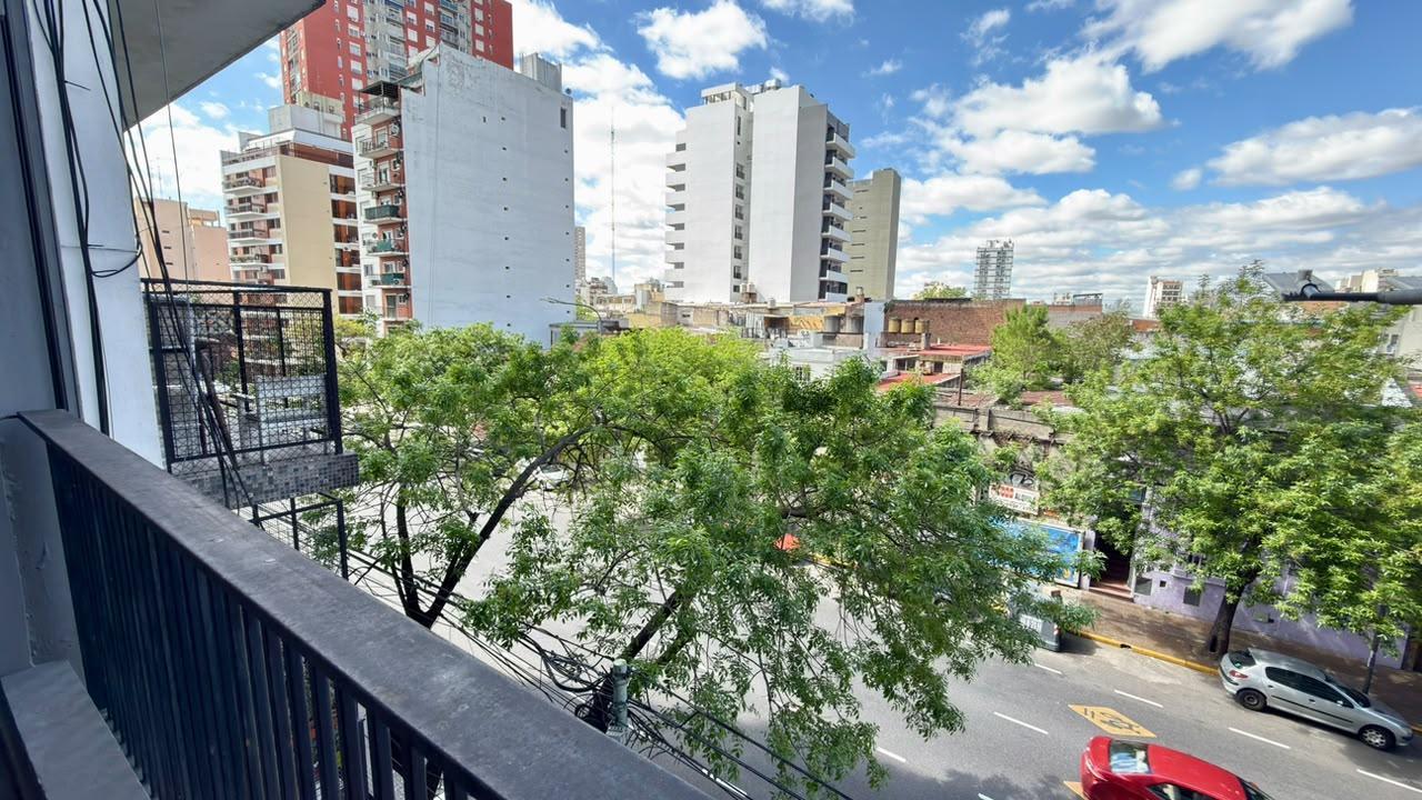 Foto de MONOAMBIENTE CON BALCON PILETA PARRILLA LAUNDRY Y SUM, imagen 3
