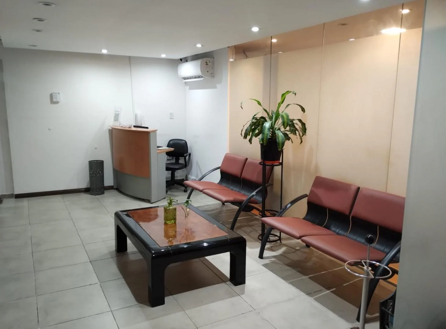 Foto de ALQUILER oficina 5 despachos - Microcentro, imagen 1