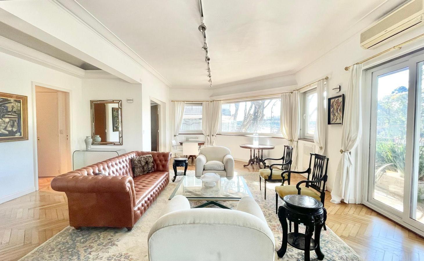 Venta Depto., 3 o 4 Dormitorios, Patio Jardín, Cochera fija, Palermo Nuevo