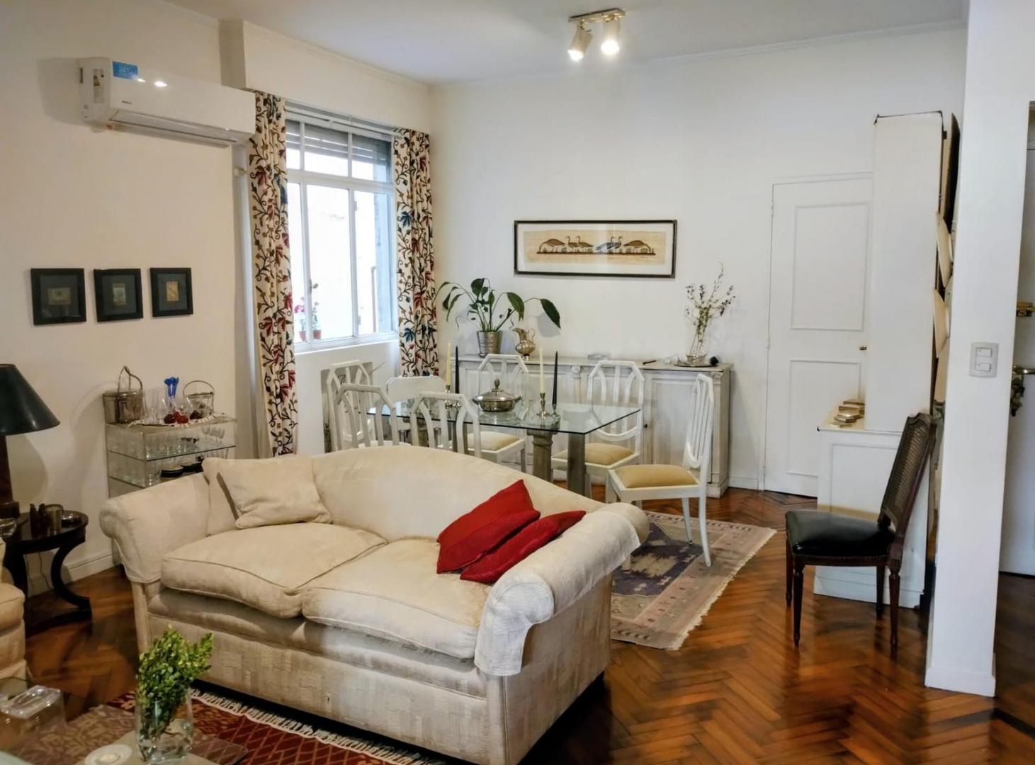 Foto de Departamento en Venta Recoleta 4 ambientes con dependencia y cochera, imagen 2