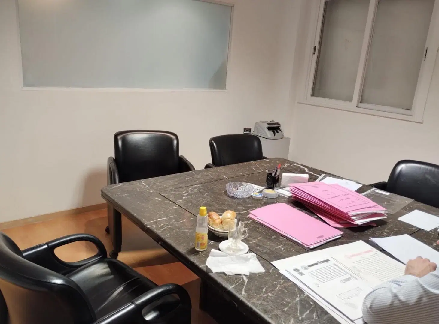 Venta oficina 6 ambientes - Microcentro 8