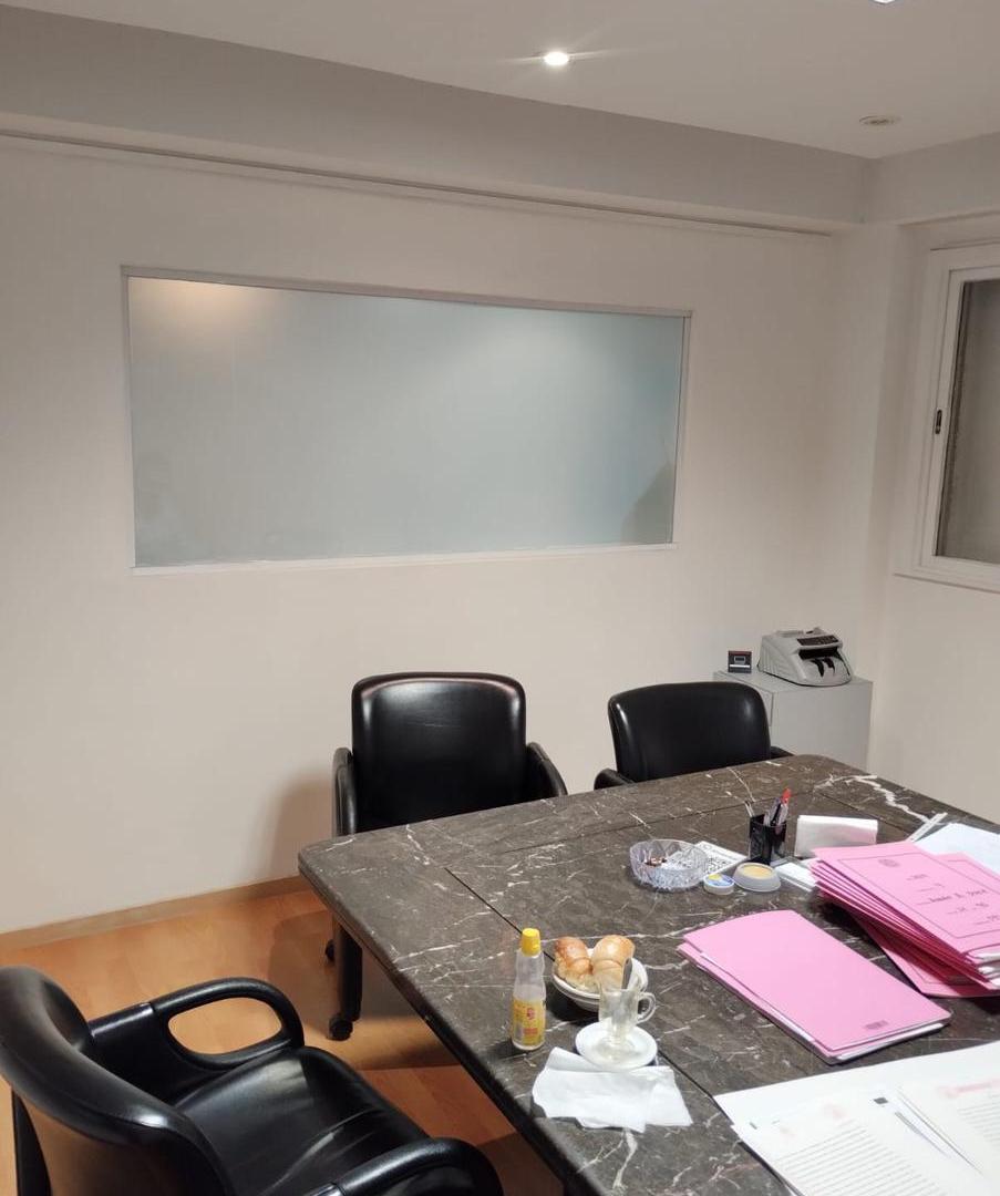 Foto de Venta oficina 6 ambientes - Microcentro, imagen 5