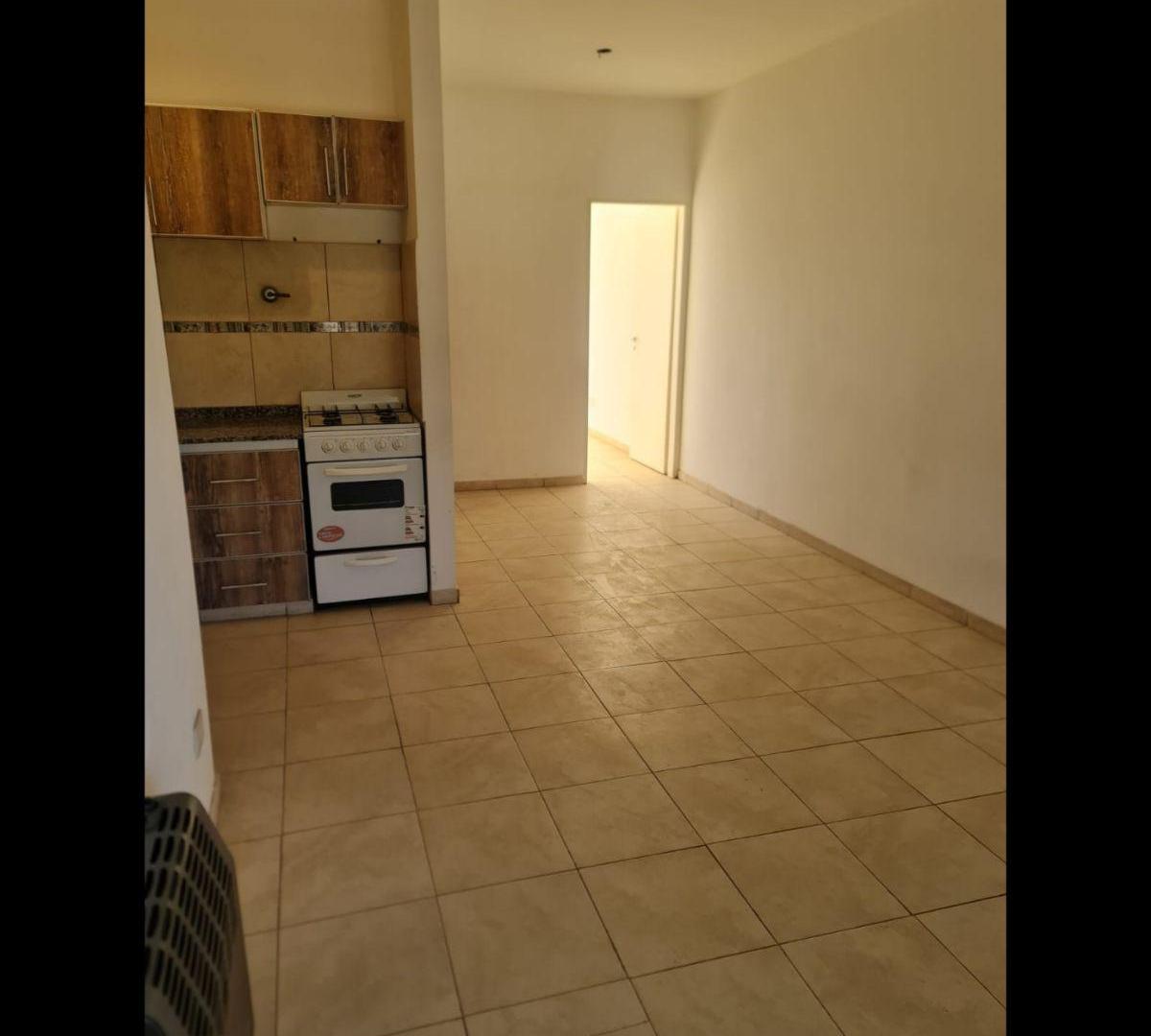 Foto de Departamento 2 ambientes con cochera/ Pringles 520, imagen 2