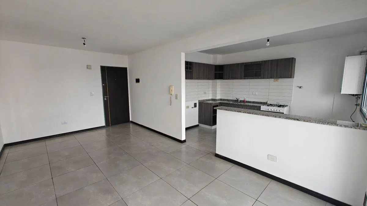 Departamento 2 ambientes al frente / América 451 5