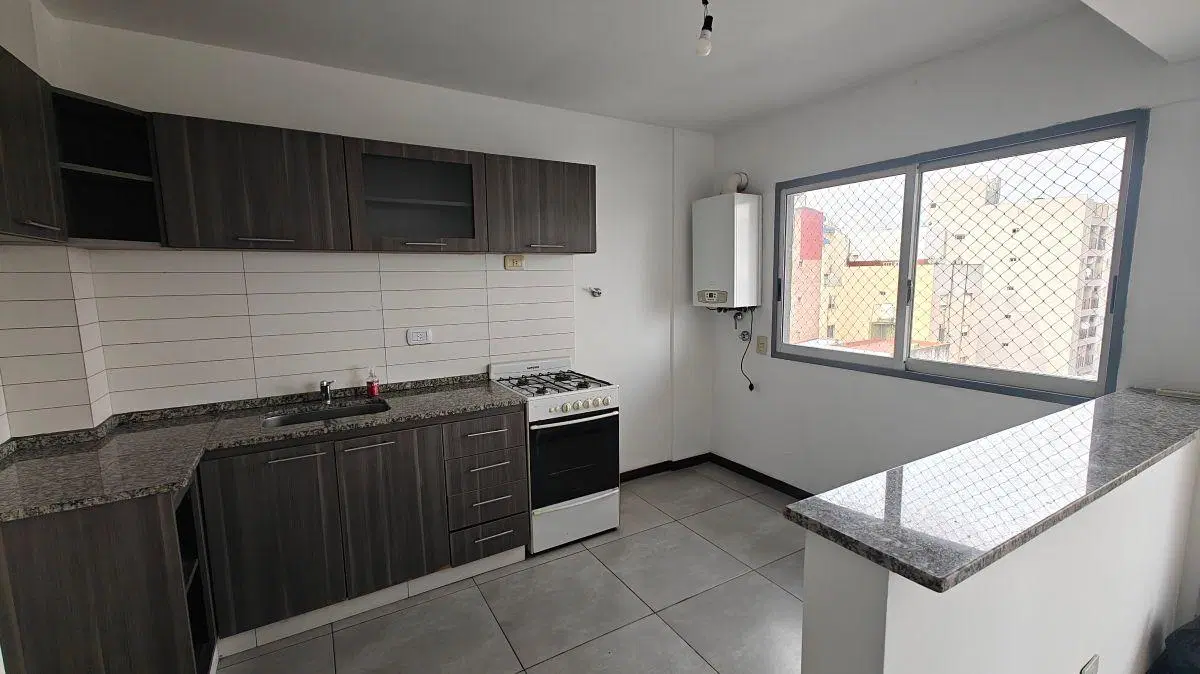 Departamento 2 ambientes al frente / América 451 2