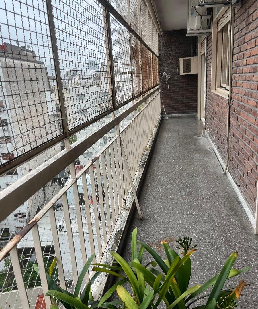 Foto de Departamento de 70 m² con 2 dormitorios y dependencias en venta en, imagen 1