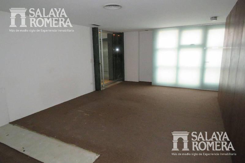 Foto de Alquiler Oficina sobre Av del Libertador mas cocheras, imagen 2