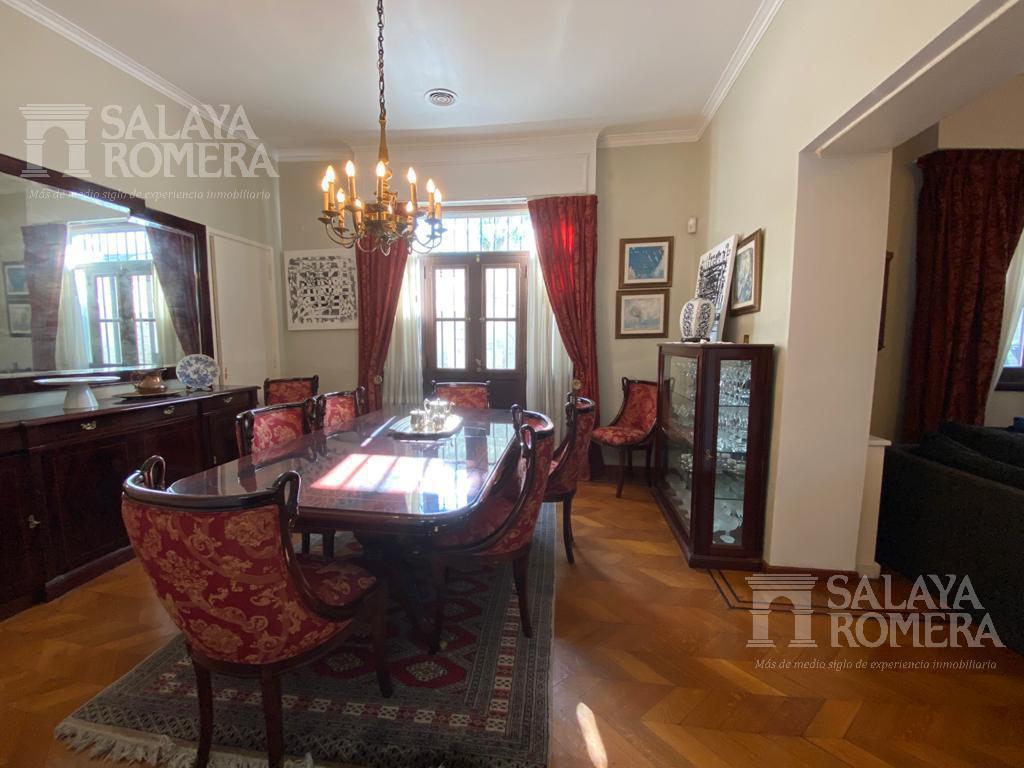 Casa en Venta - 4 Dormitorio - Unica Suite, Hermoso Lote y Jardin - La Lucila 5