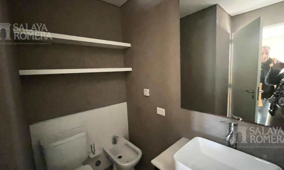 Departamento en Olivos en venta 2 ambientes con cochera