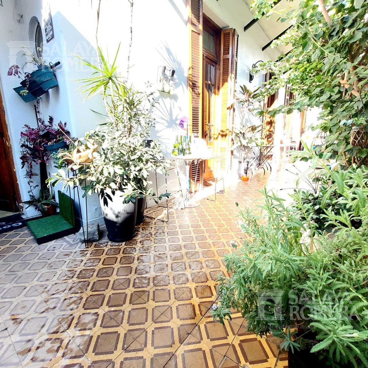 Venta PH con Entrada Independiente con Cochera y Patio 2