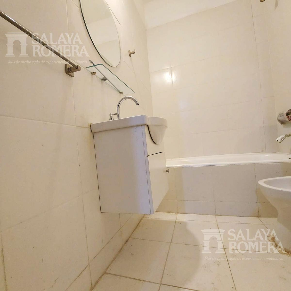Foto de Venta Departamento de estilo en Planta Baja con patio Recoleta, imagen 4