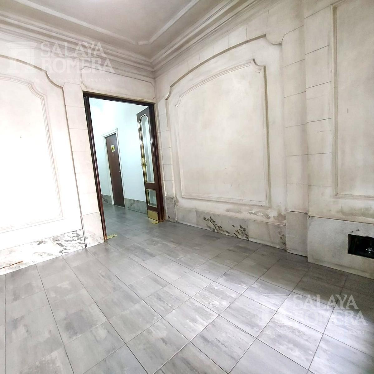 Foto de Venta Departamento de estilo en Planta Baja con patio Recoleta, imagen 2