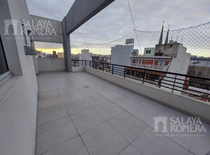 Alquiler departamento de 2 ambientes con terraza propia y cochera fija 1