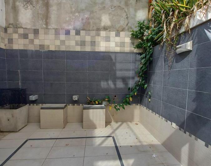 Moderna  y funcional Casa 5 ambientes mas piscina propia en Belgrano 4