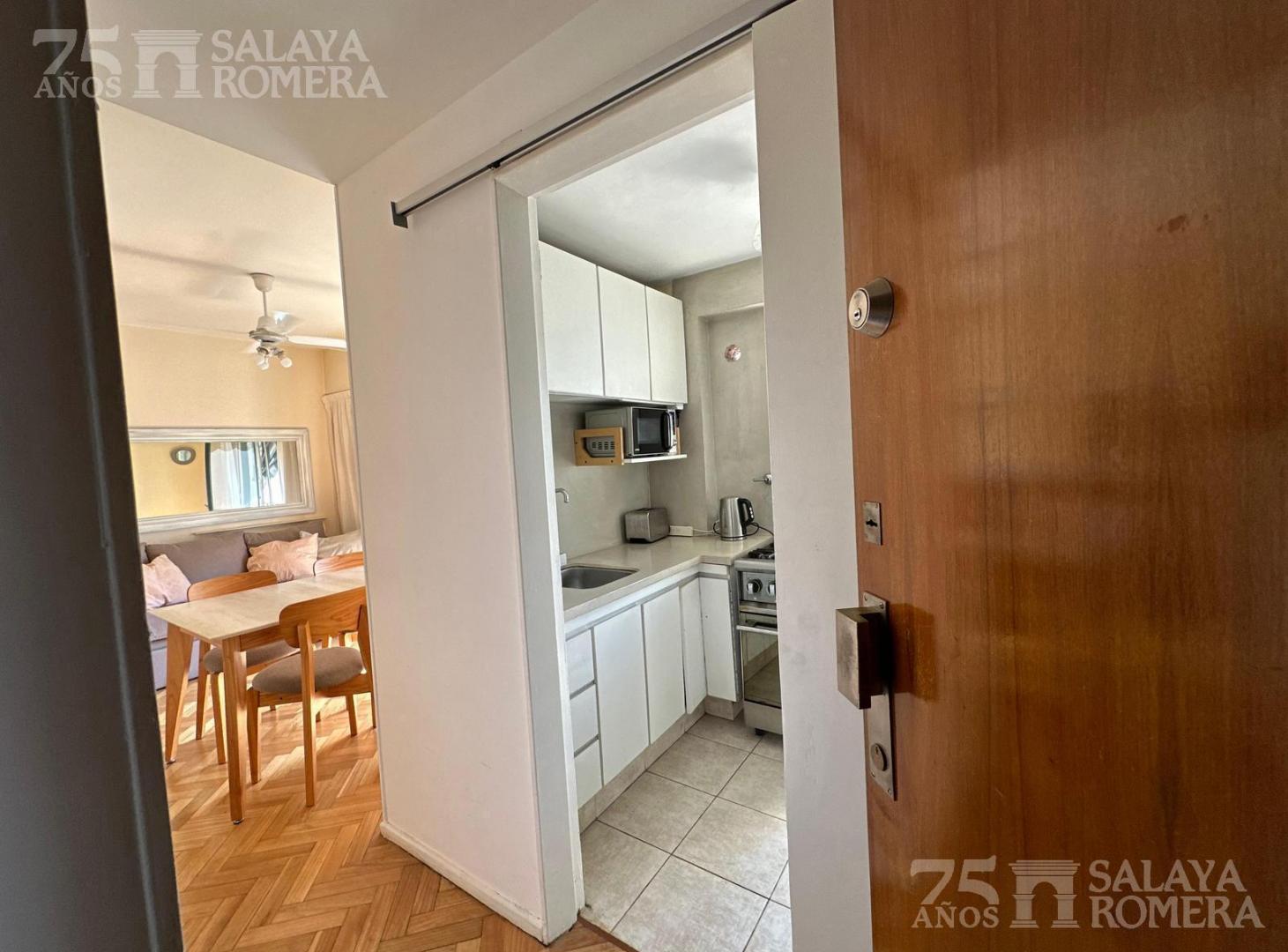 Foto de Venta departamento dos ambientes luminoso en Recoleta, imagen 2