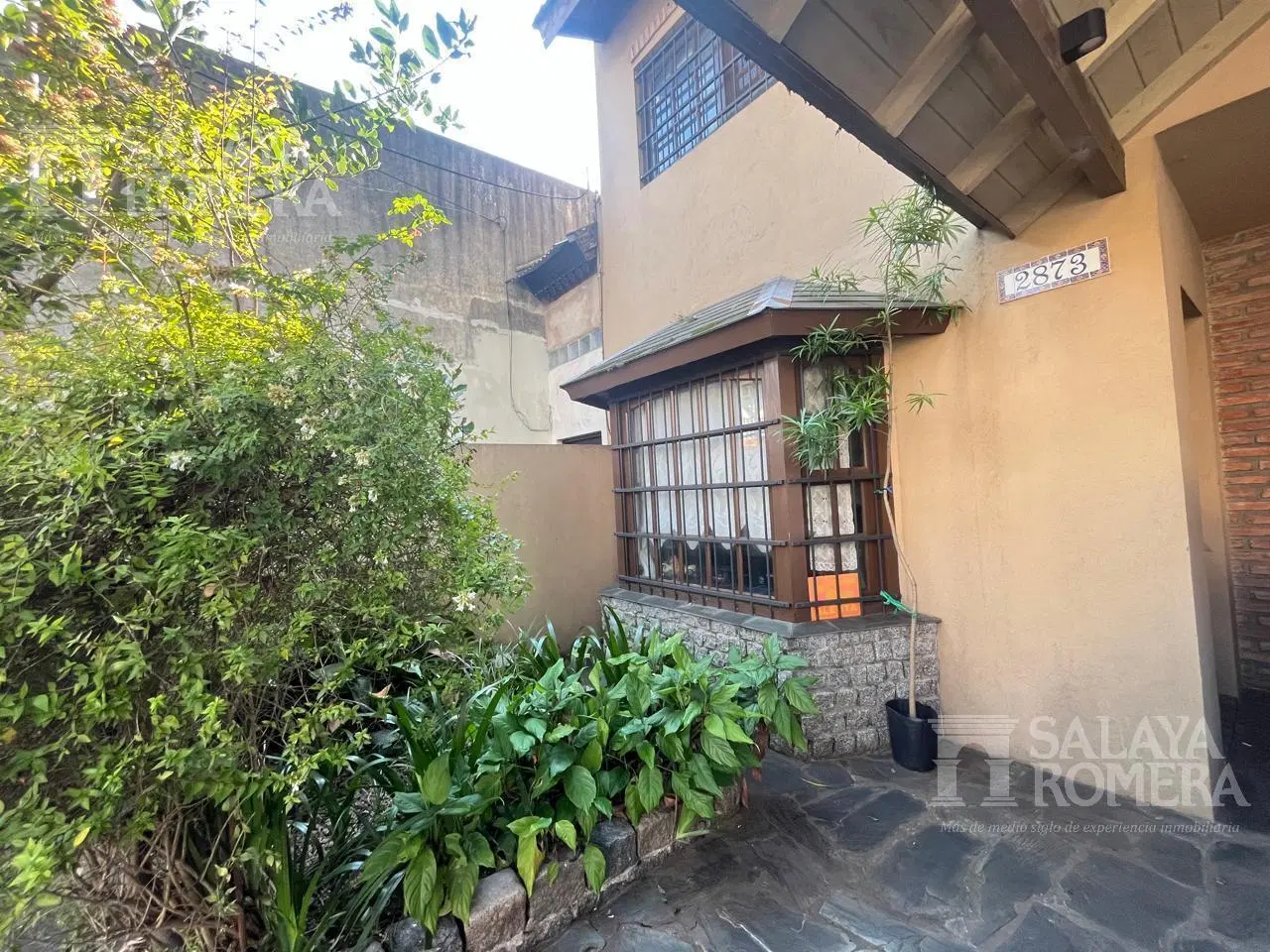 Casa Venta Olivos 5 ambientes lote de 8.66 x 28.86 3