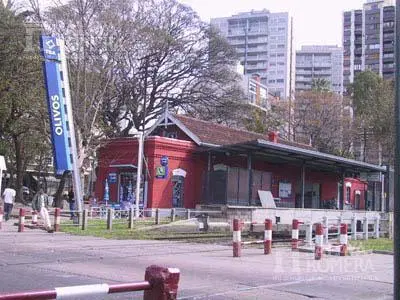 Oficina - en alquiler - frente a la estacion de Olivos - 30 mts 4