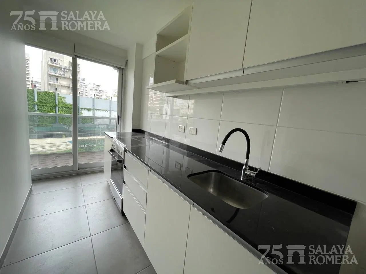 Alquiler  Departamento  2 ambientes Altos Porteños vista a jardines 3