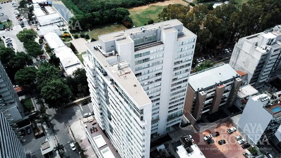 Departamento Alquiler Temporario Olivos  3/4  ambientes,  La mejor vista al rio de la zona 2