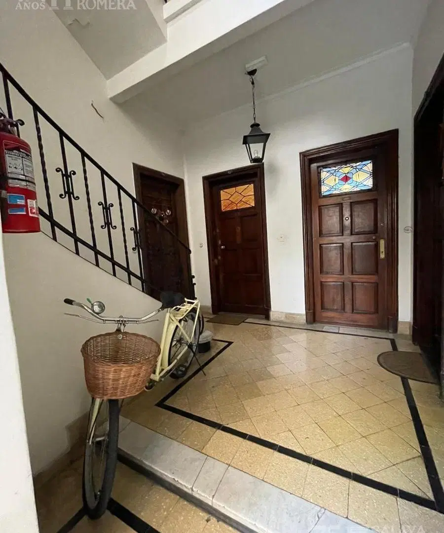 Venta Departamento estilo frances  2 ambientes 4