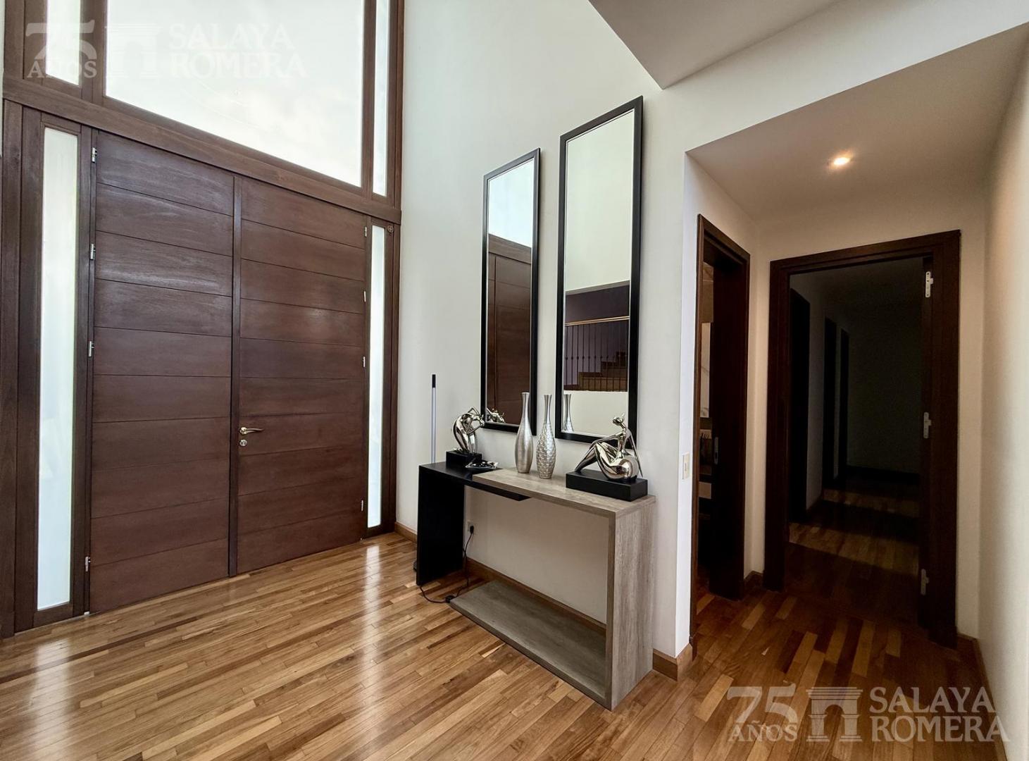 Foto de Espectacular casa en esquina Martinez San Isidro, imagen 2