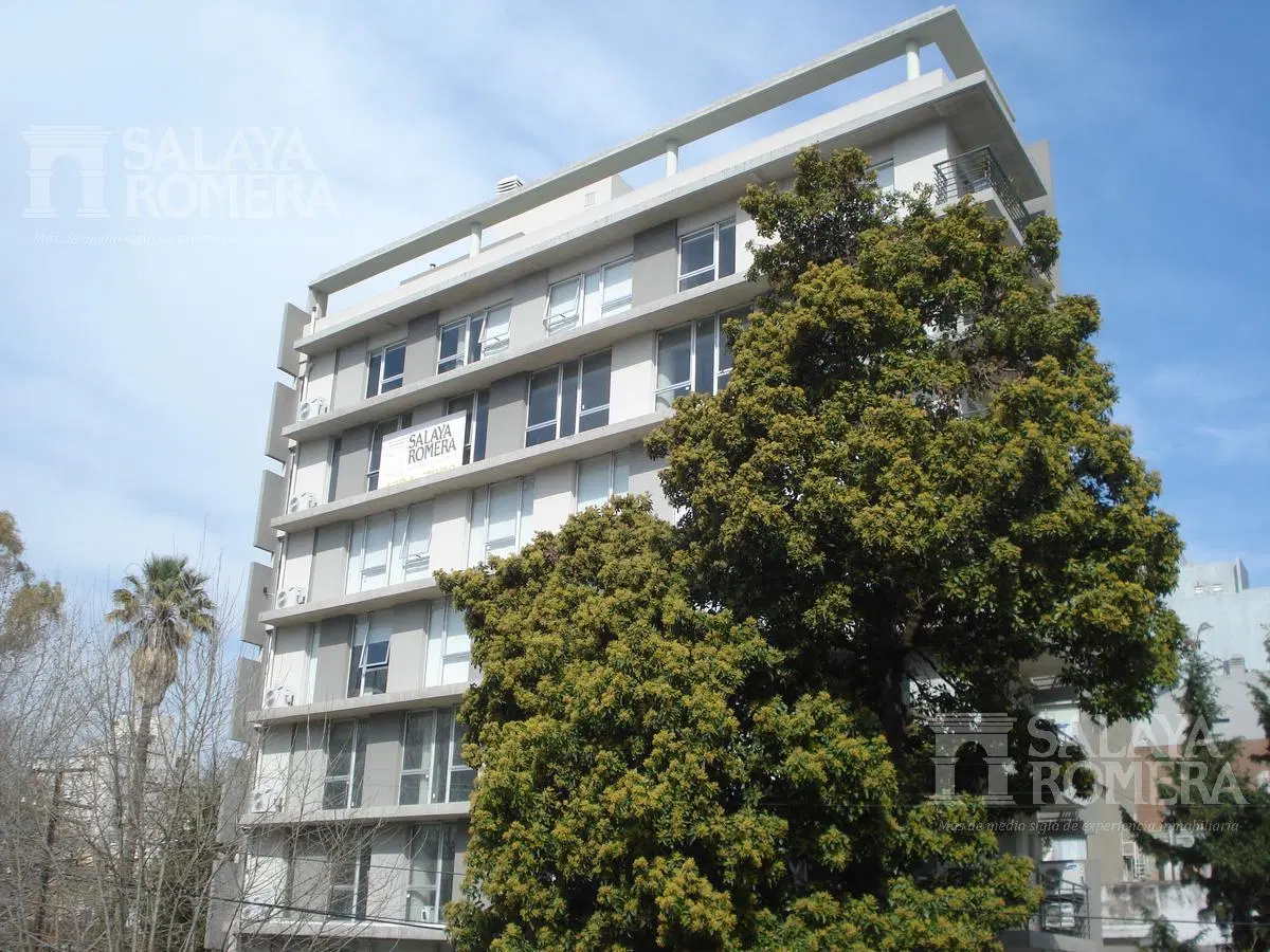 Oficina- Alquiler - Olivos - 100 mts 3