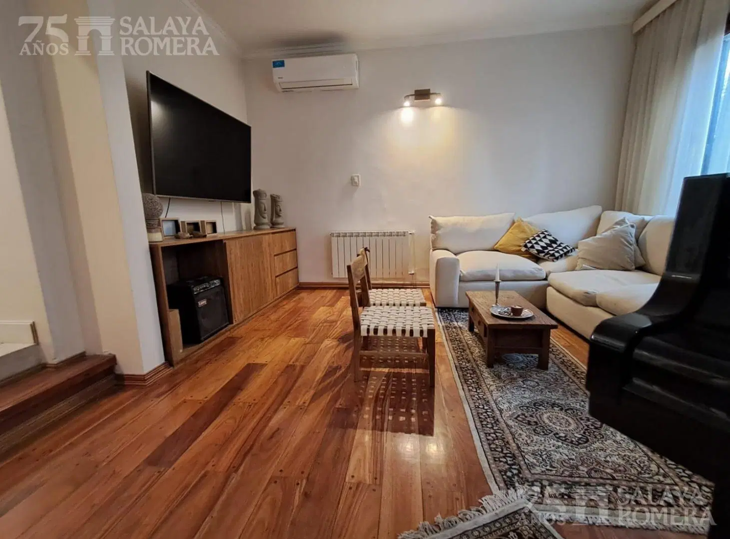 Alquiler Casa Amoblada 6 ambientes con parrilla, La Lucila 2