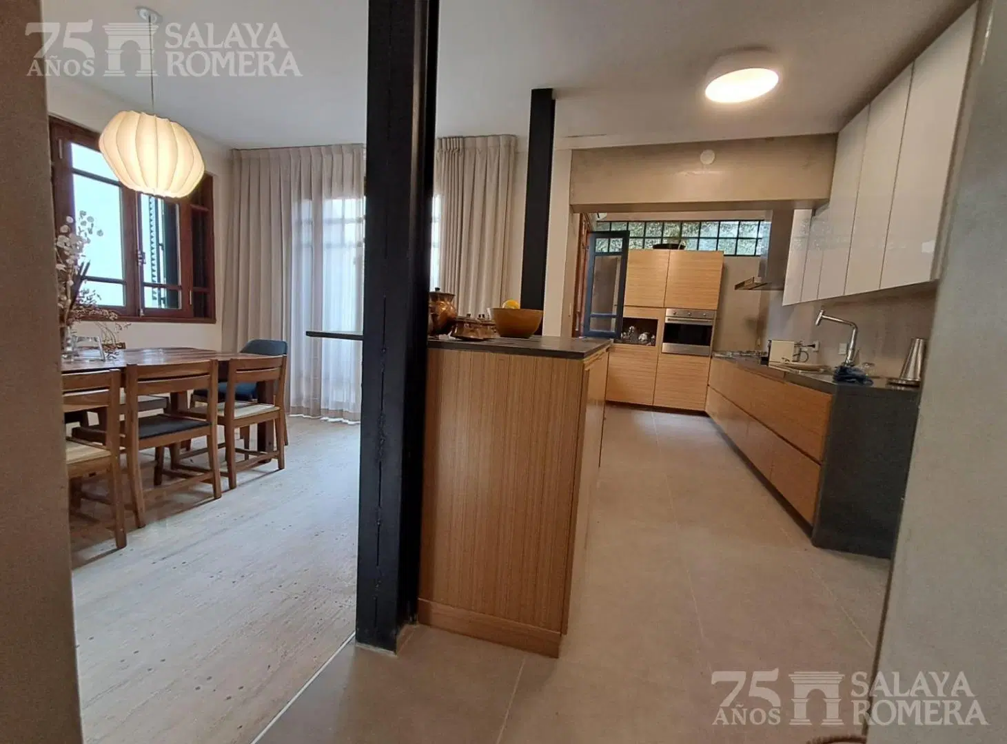 Alquiler Casa Amoblada 6 ambientes con parrilla, La Lucila 3