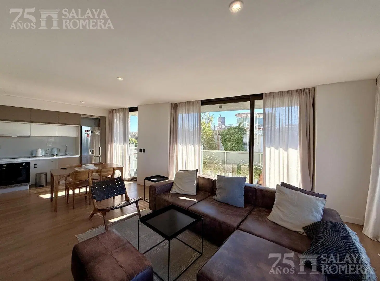 Venta Departamento 3 ambientes cochera y baulera en Torre Barlovento 5