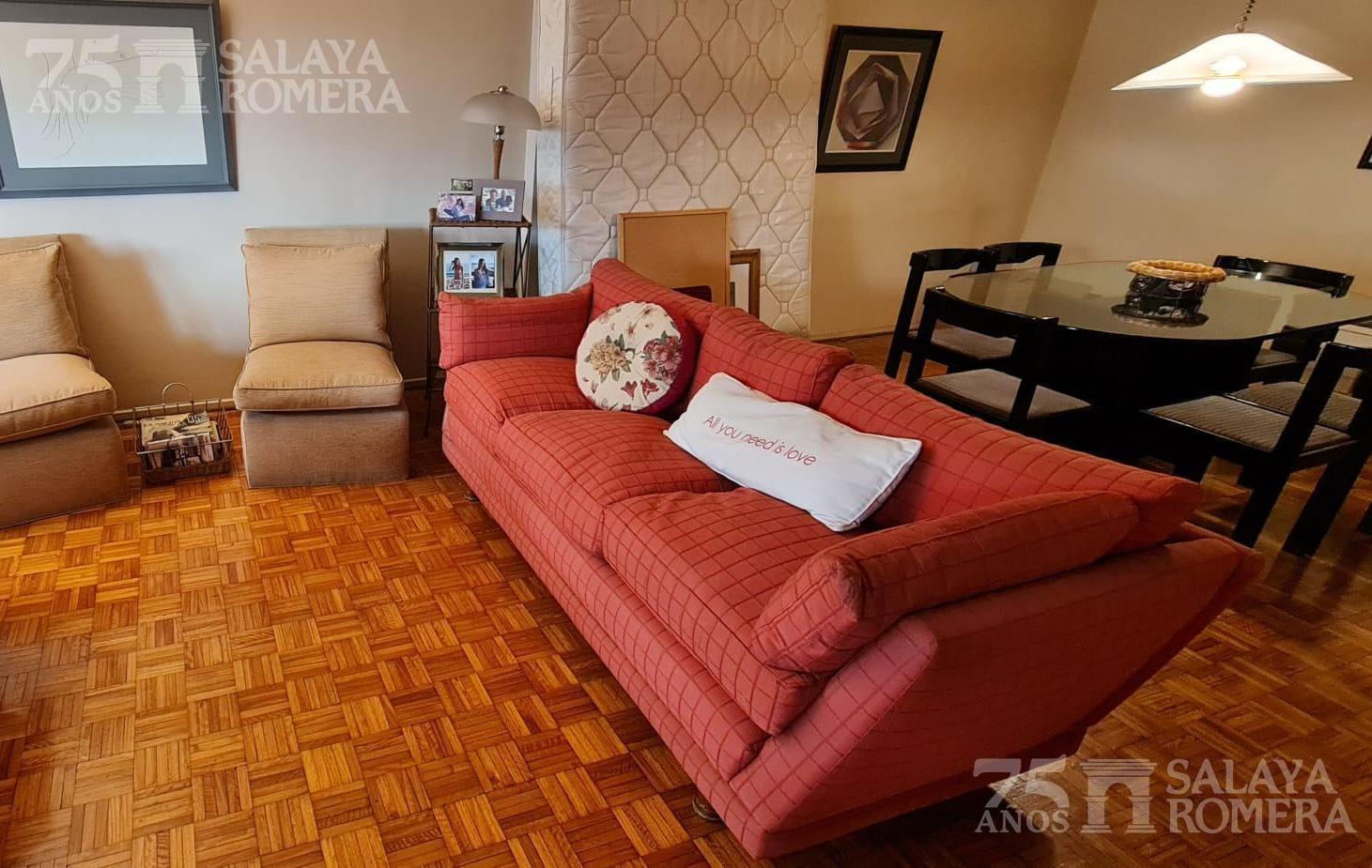 Foto de Alquiler Semipiso 4 ambientes con dependencias y cochera fija, imagen 1