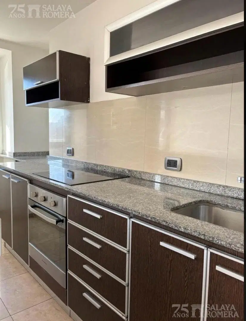 Alquiler Departamento de 2 ambientes en  Torre Brisa 5