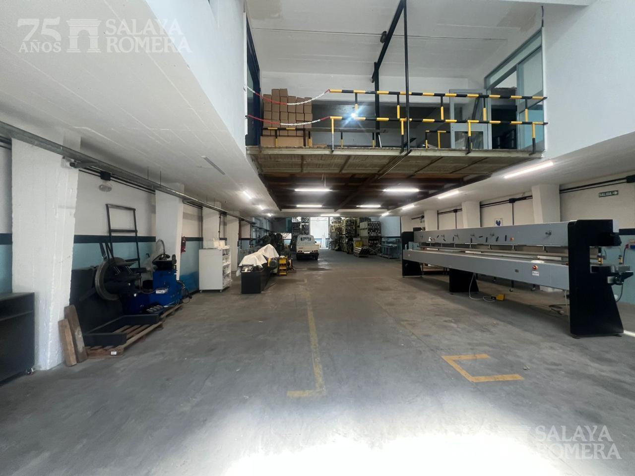 Foto de Galpon - Deposito 857 metros cubiertos en venta Munro zona industrial, imagen 2
