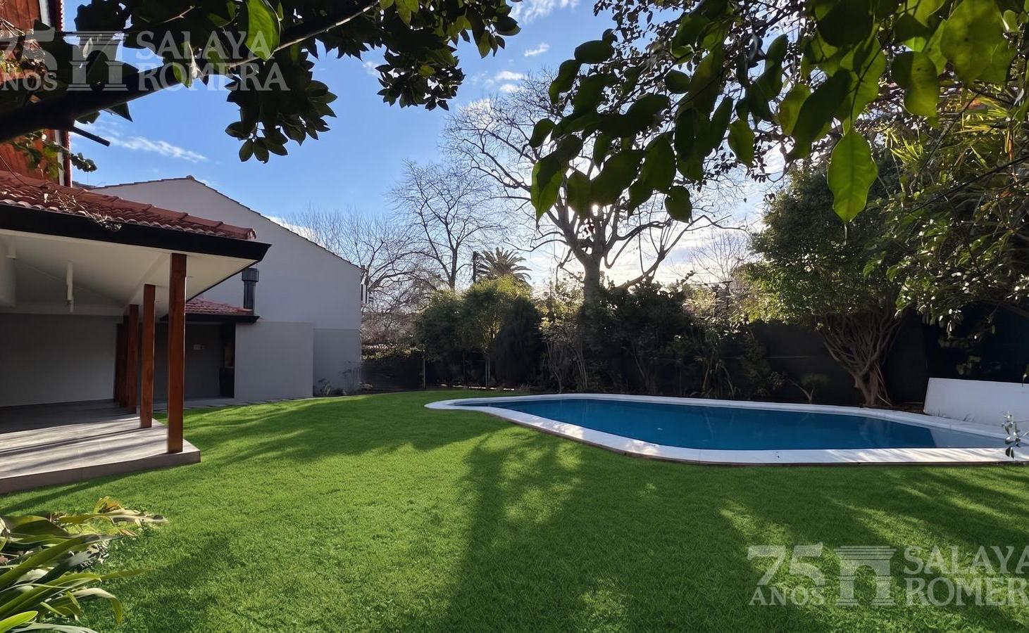 Foto de Casa en venta 3 dormitorios con dependencia jardin pileta y playroom, imagen 5