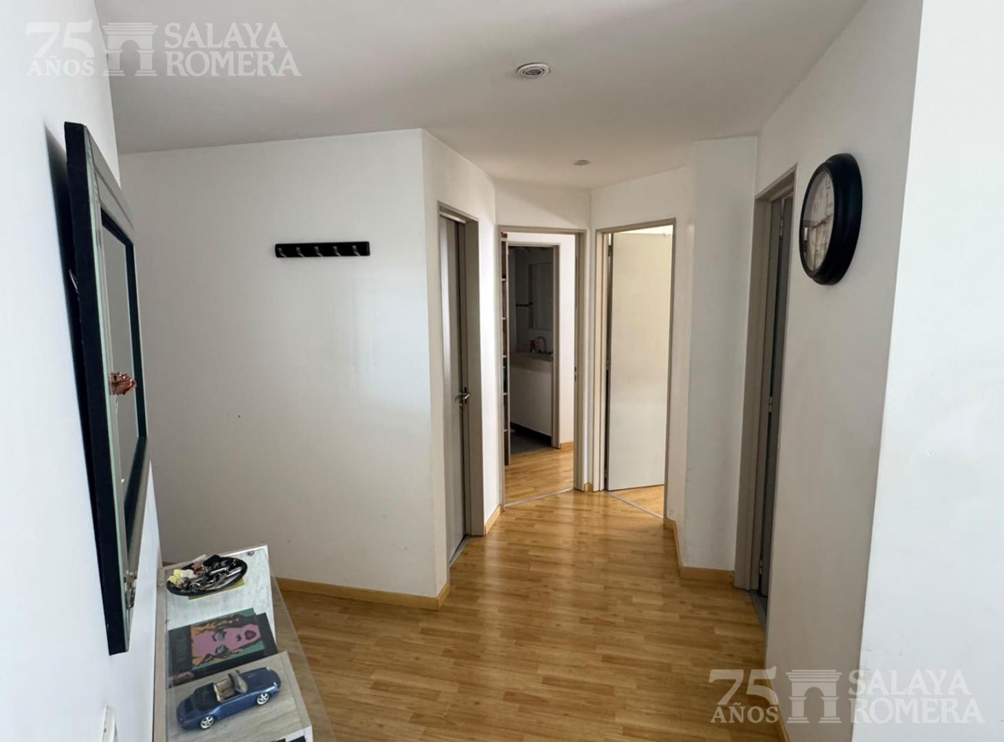Foto de Venta Departamento 3 ambientes con cochera nuevo ingreso !, imagen 4