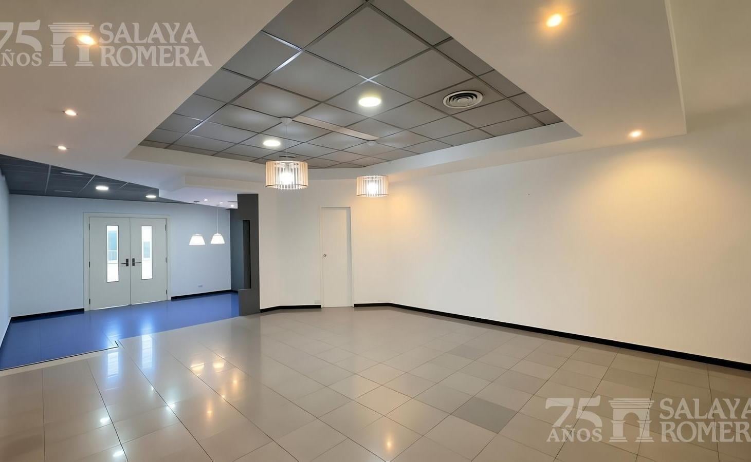 Foto de Edificio de oficina en Venta en Olivos, imagen 3