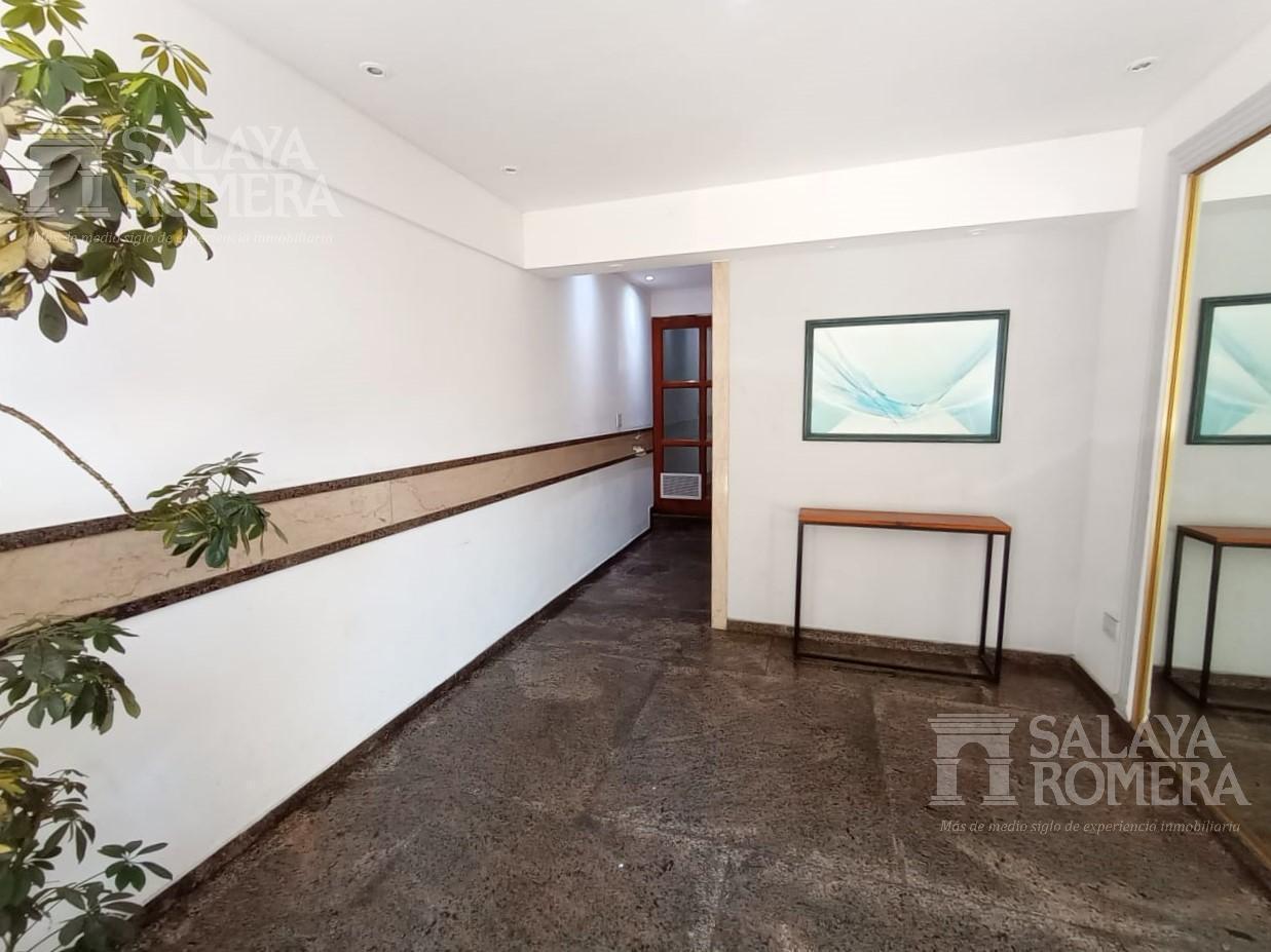 Foto de Venta 3 ambientes balcón corrido al frente Palermo, imagen 3