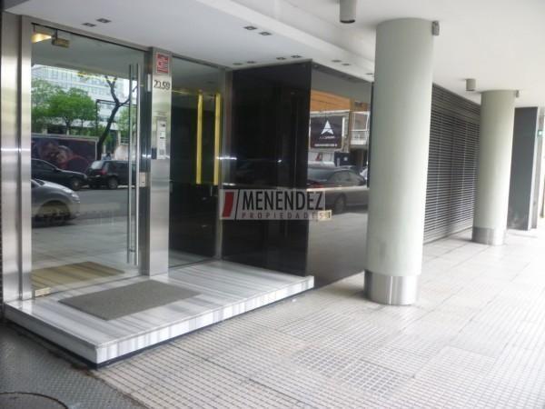 AMPLIO MONOAMBIENTE - FRENTE - BALCON - AMENITIES - TOTALMEN