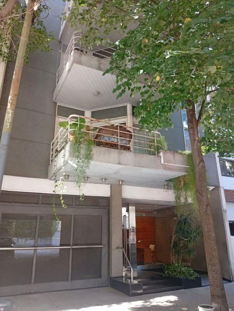 Monoambiente con balcon al contrafrente a la venta en Palermo 2