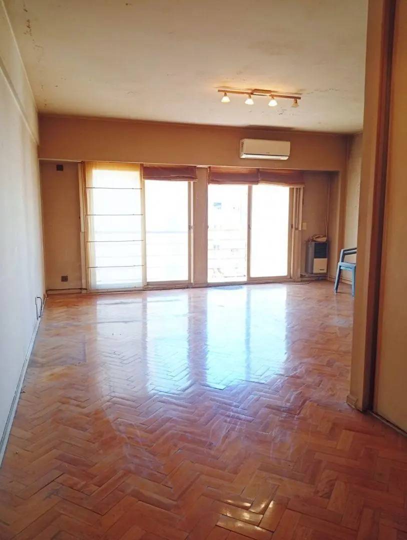 Monoambiente con balcon al contrafrente a la venta en Palermo 4